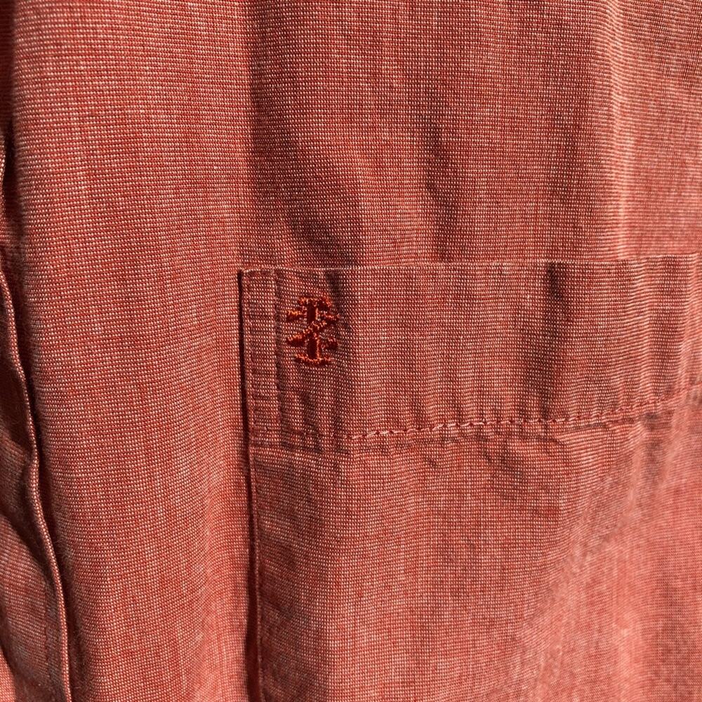 Izod Flip Cuff Button Down Shirt Men Medium Rust Red Checked Sleeves Casual - Picture 4 of 9
